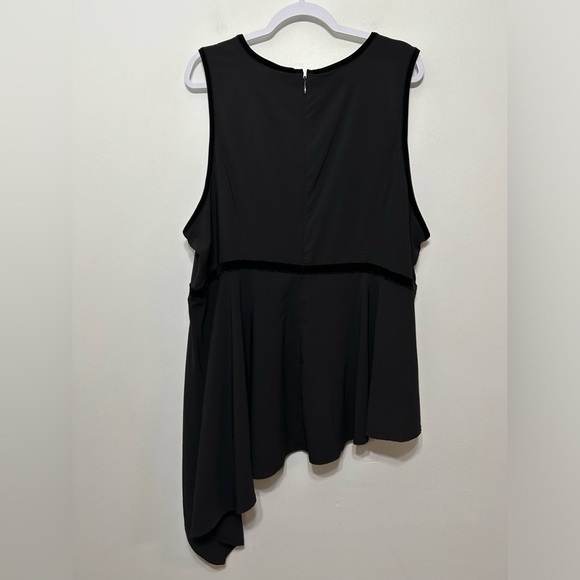 New! Torrid Velvet and Crepe Trim Asymmetrical Peplum Blouse Size 4X - Picture 6 of 9